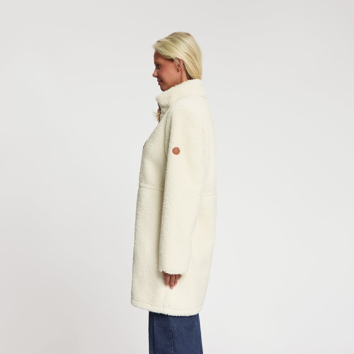 Ratan Women - Long Teddy Coat - Off-White MV2