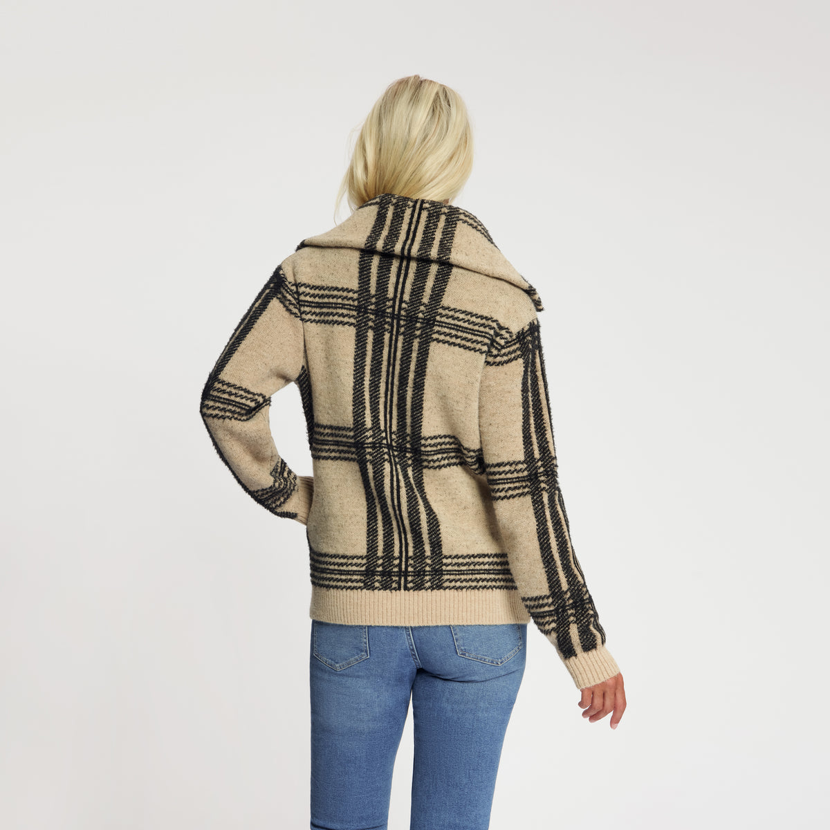 Yana Women - Knitted Outdoor Vest - Sand MV3